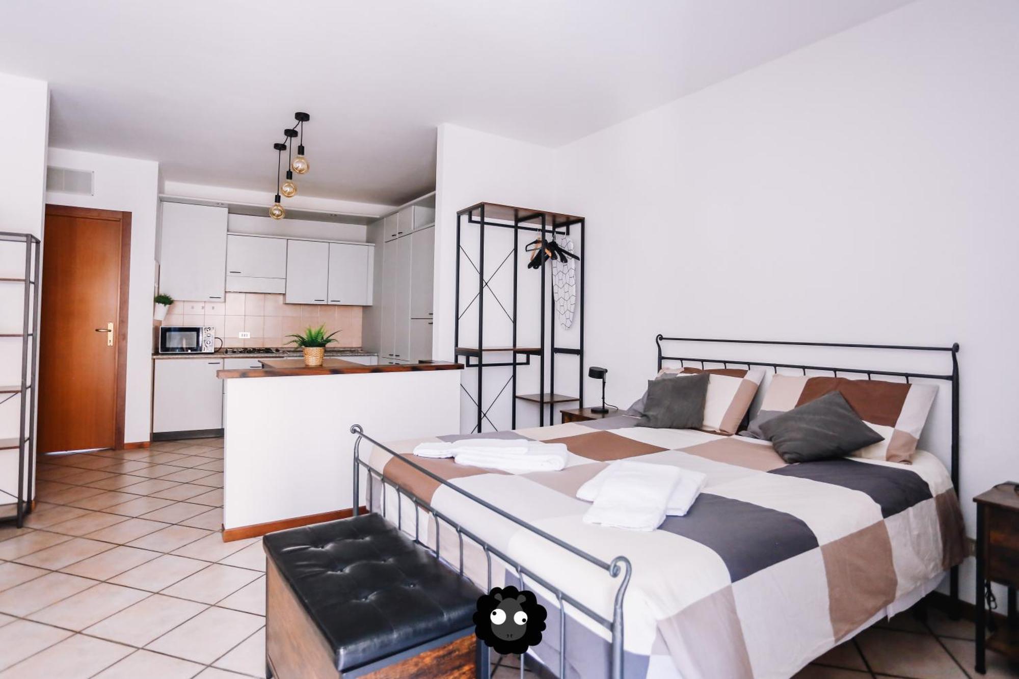 Flat Mazzini 6 Apartment Alzano Lombardo Exterior photo