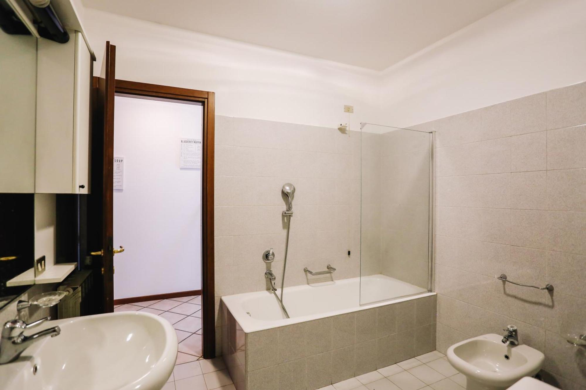 Flat Mazzini 6 Apartment Alzano Lombardo Exterior photo